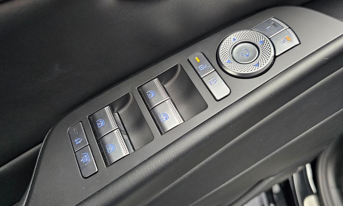 Genesis G80 2025