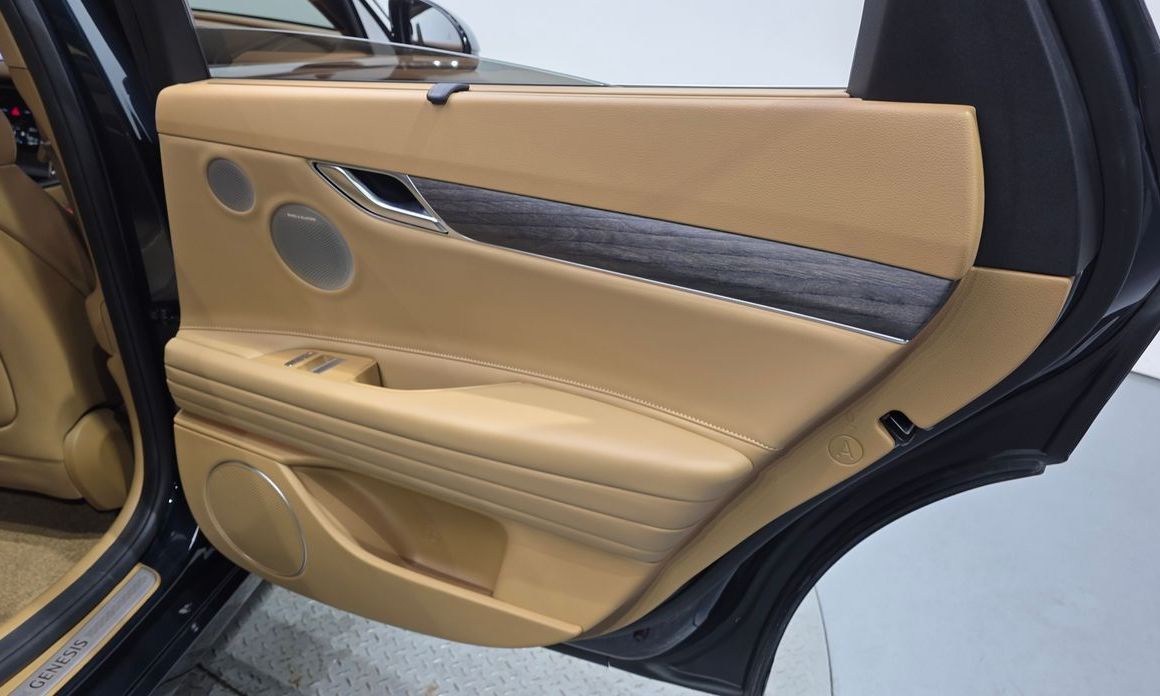 Genesis G80 2025