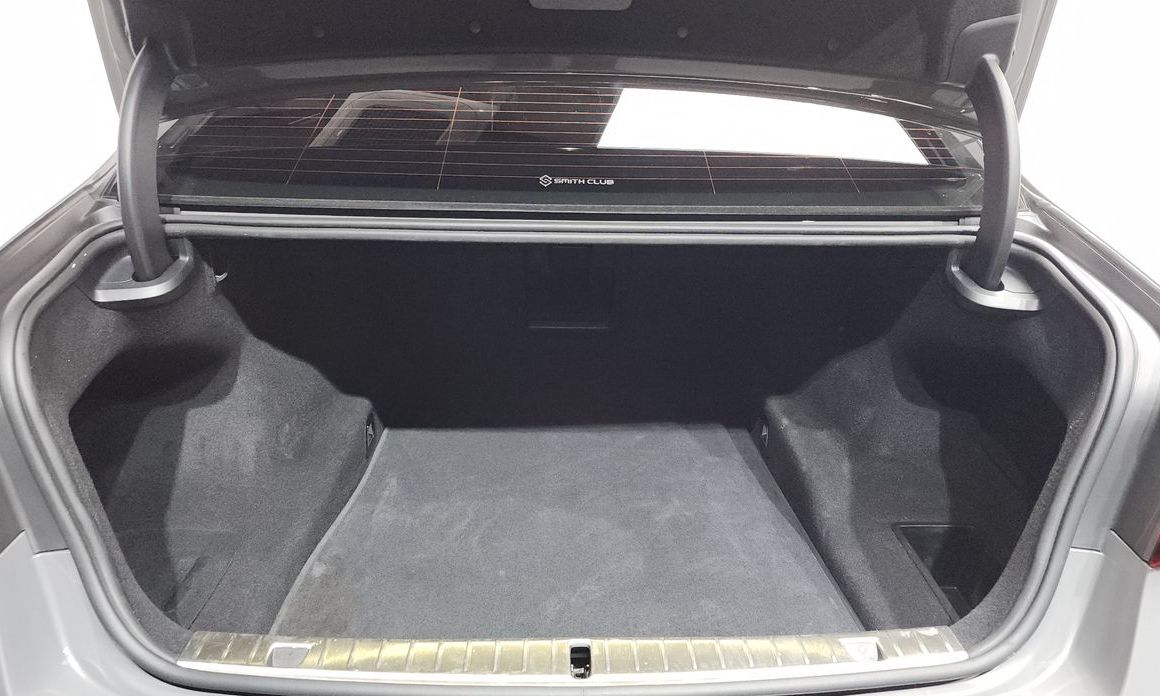 BMW 7-Series 2020