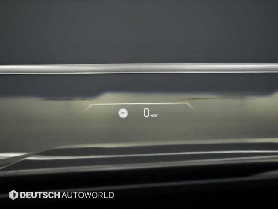 BMW 5-Series 2025
