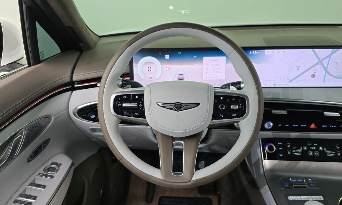 Genesis GV70 2025
