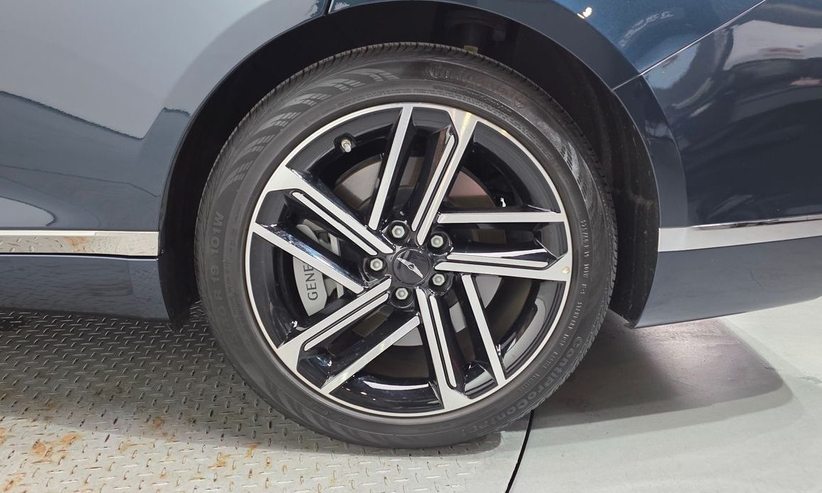 Genesis G80 2025