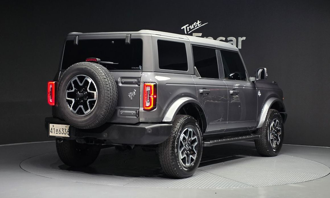 Ford Bronco 2023