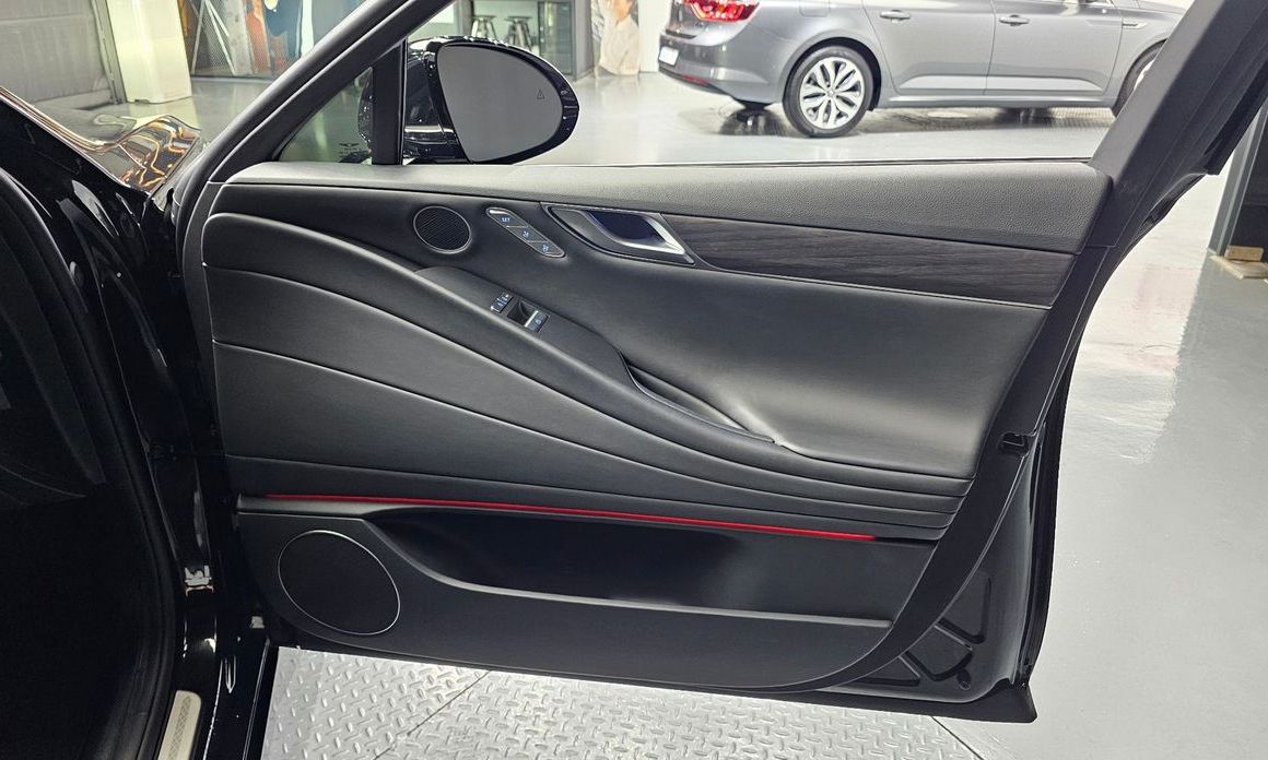 Genesis G80 2025