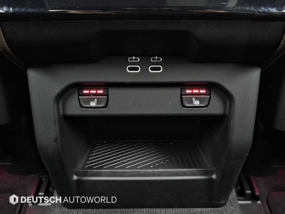 BMW 5-Series 2025
