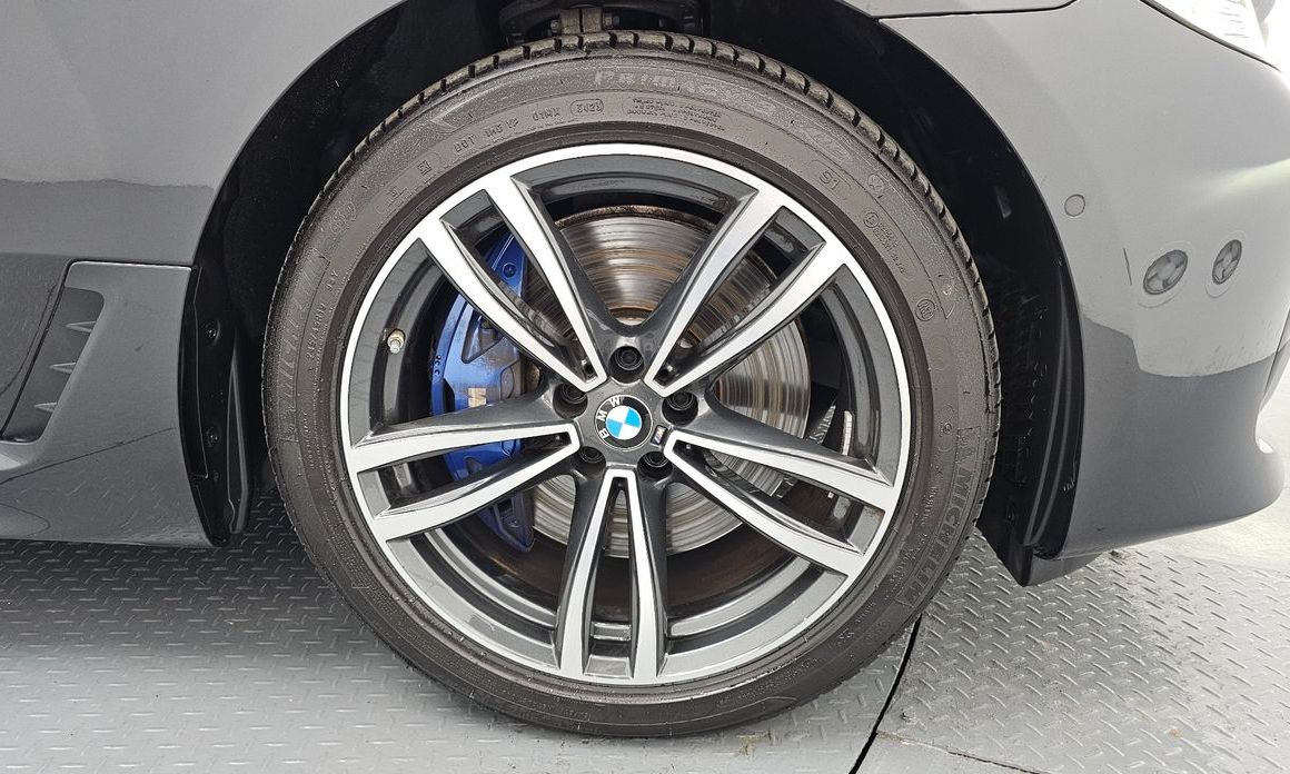 BMW Gran Turismo 2024