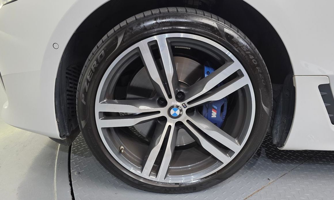 BMW Gran Turismo 2023