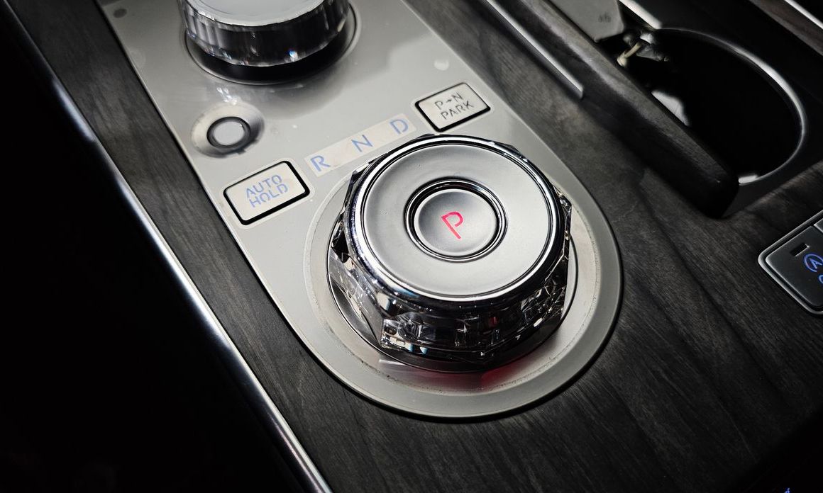 Genesis G80 2025