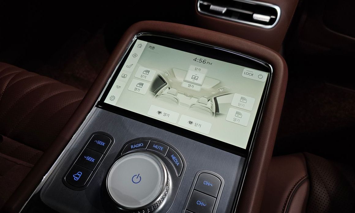 Genesis G90 2025