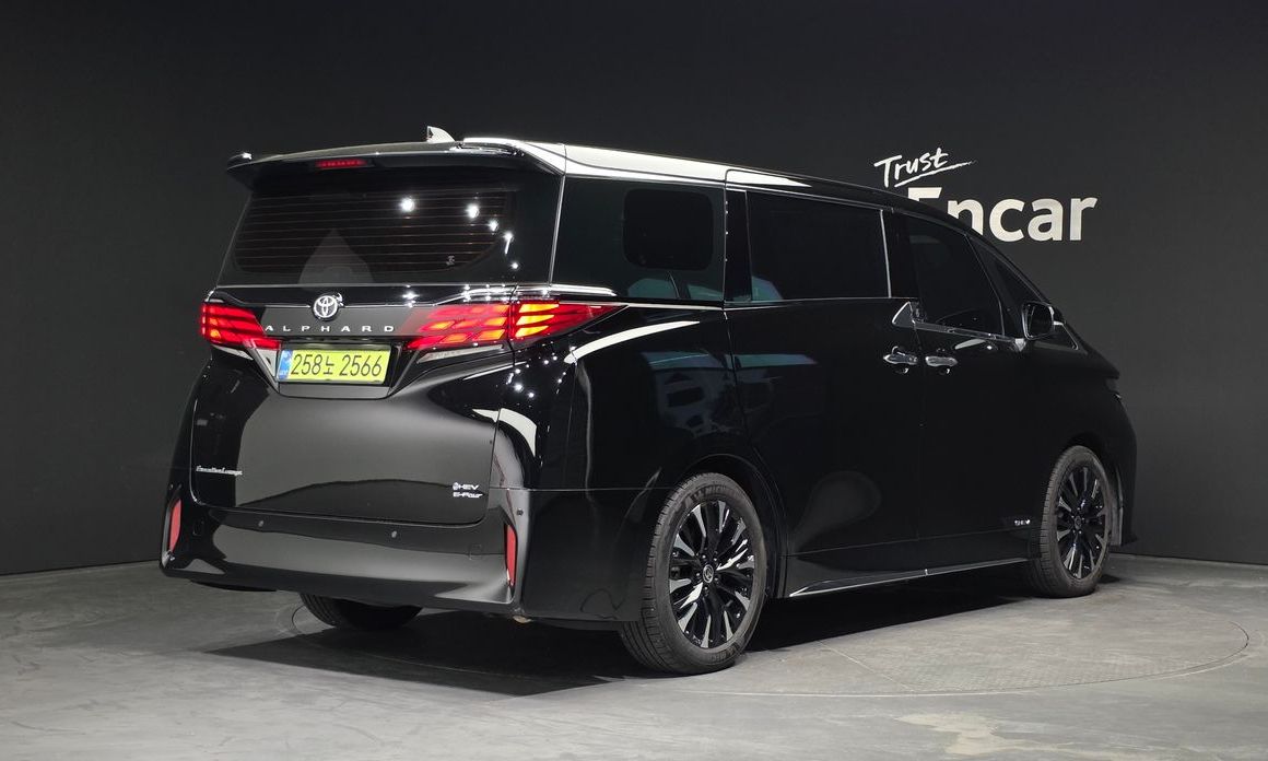 Toyota Alphard 2025