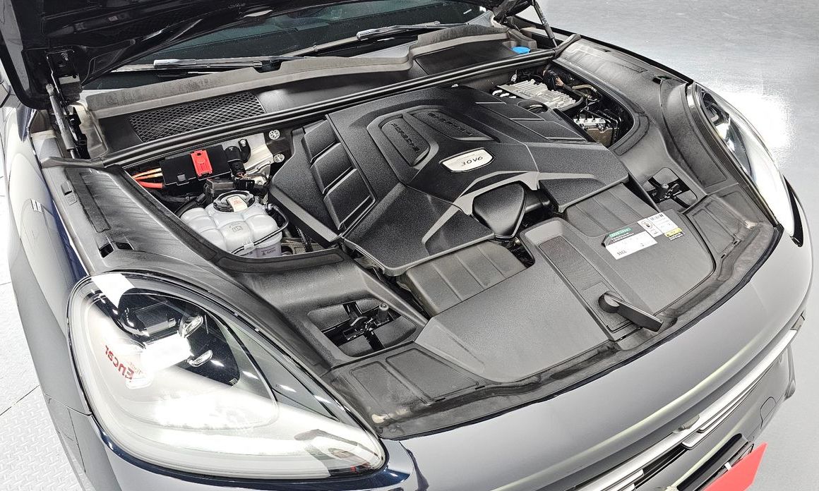 Porsche Cayenne 2023