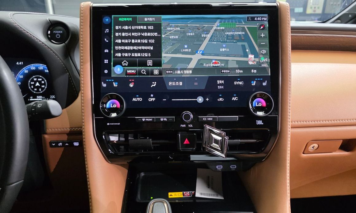 Toyota Alphard 2025