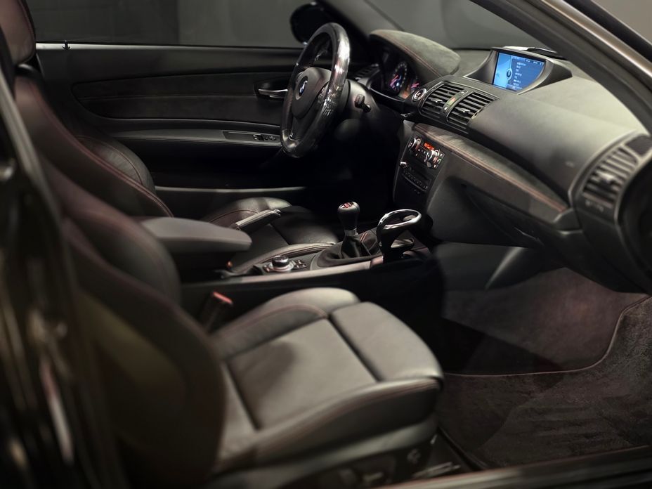 BMW 1M 2012