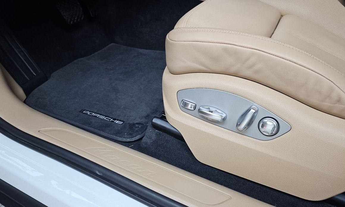 Porsche Macan 2021