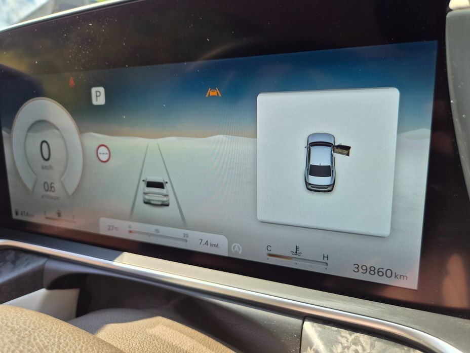 Genesis G90 2023