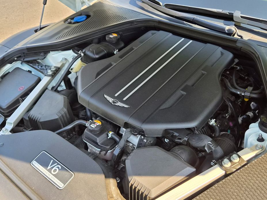 Genesis G90 2023