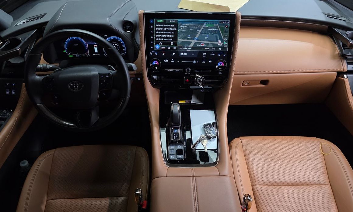 Toyota Alphard 2025