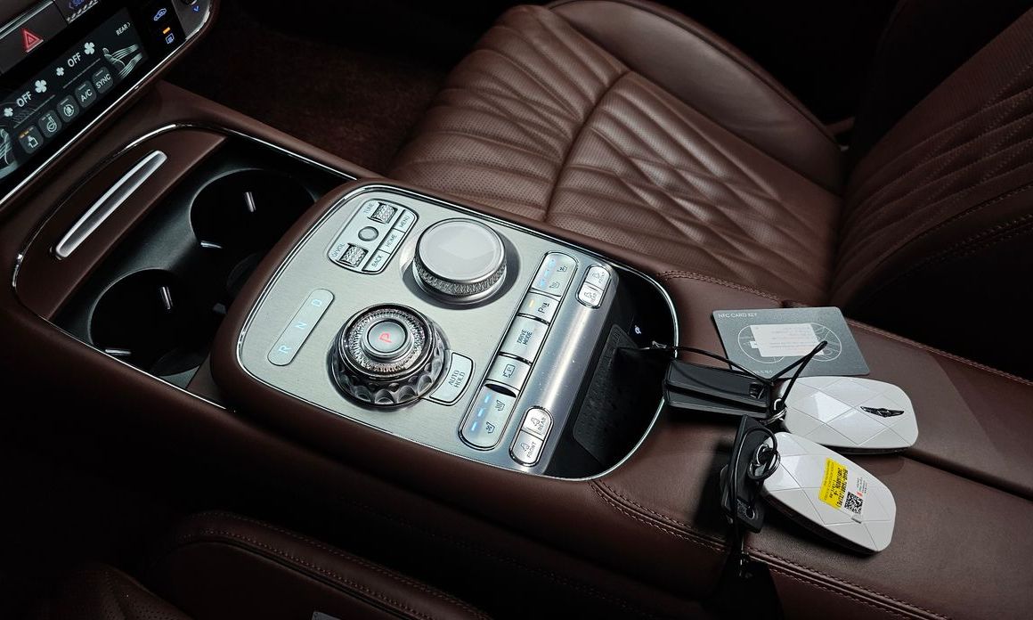 Genesis G90 2025