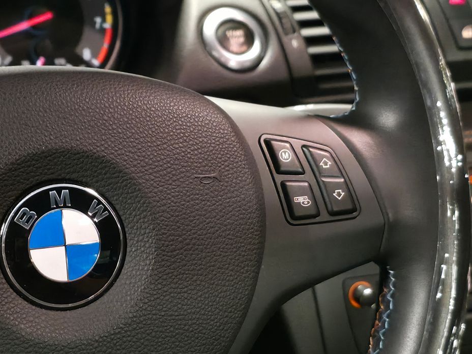 BMW 1M 2012