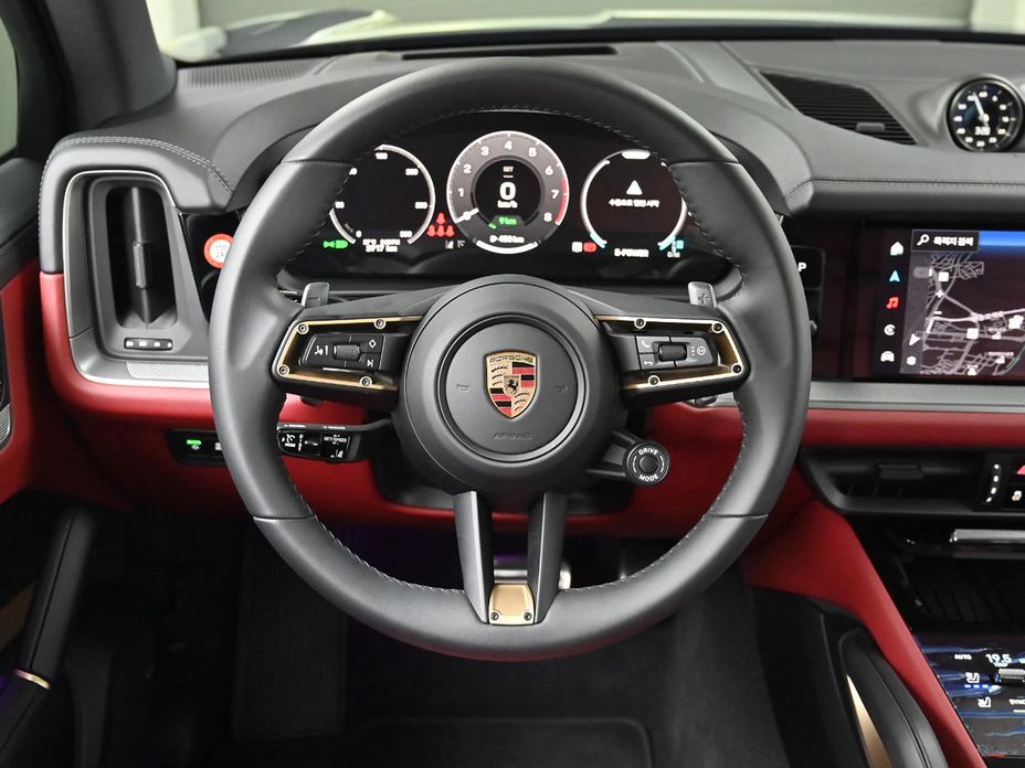 Porsche Cayenne 2025