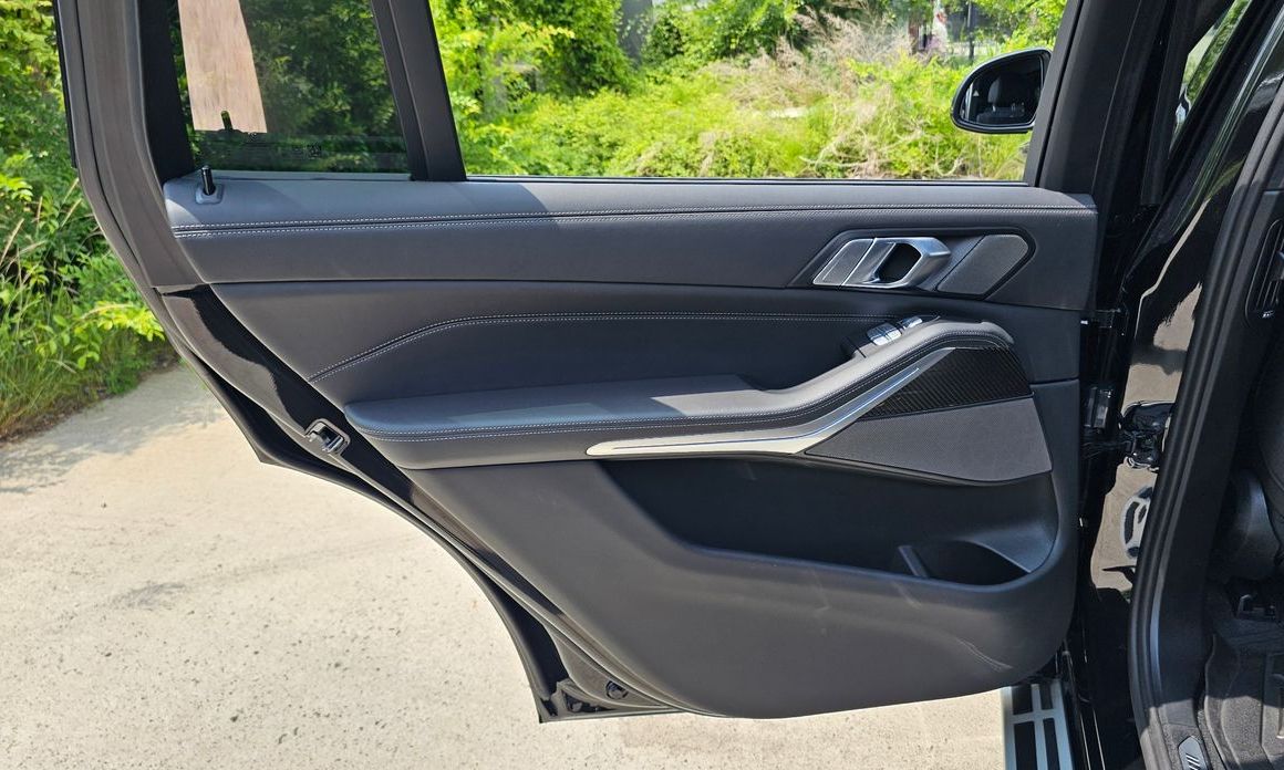 BMW X7 2025