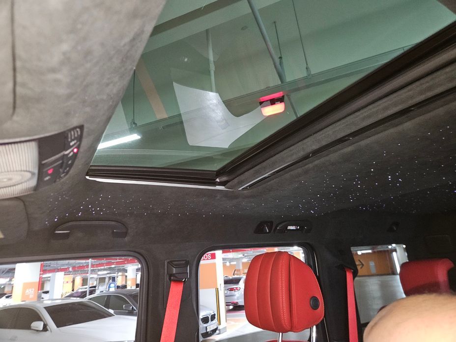 Mercedes-Benz G-Class 2023