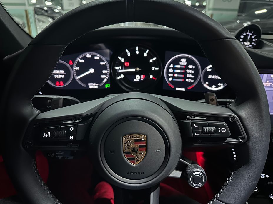 Porsche 911 2024
