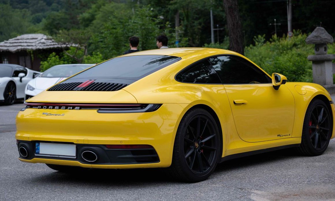 Porsche 911 2021