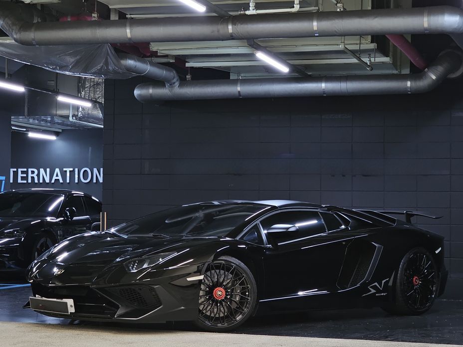 Lamborghini Aventador 2017