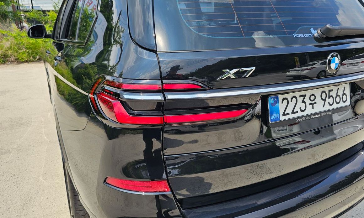 BMW X7 2025