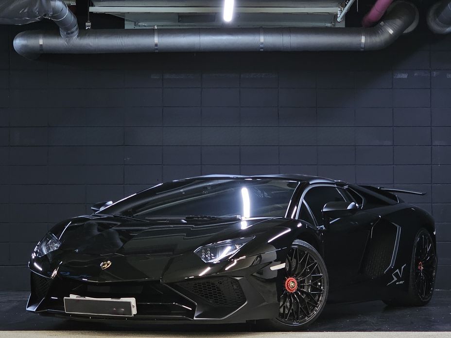 Lamborghini Aventador 2017