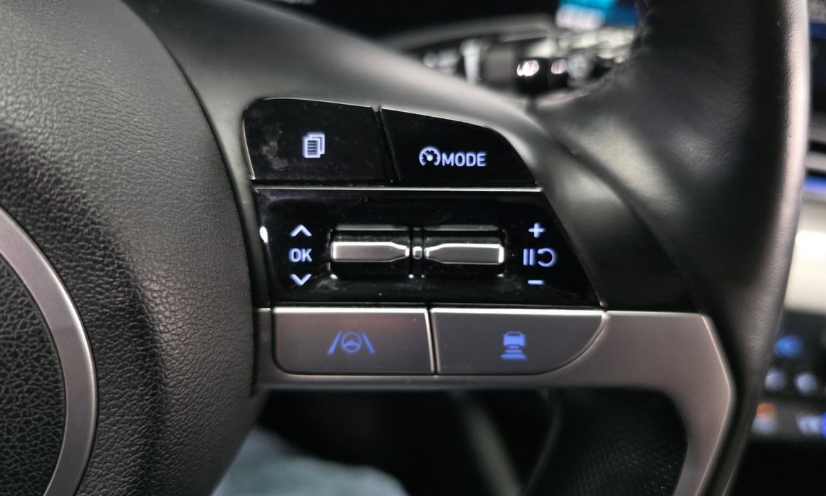 Hyundai AVANTE 2021
