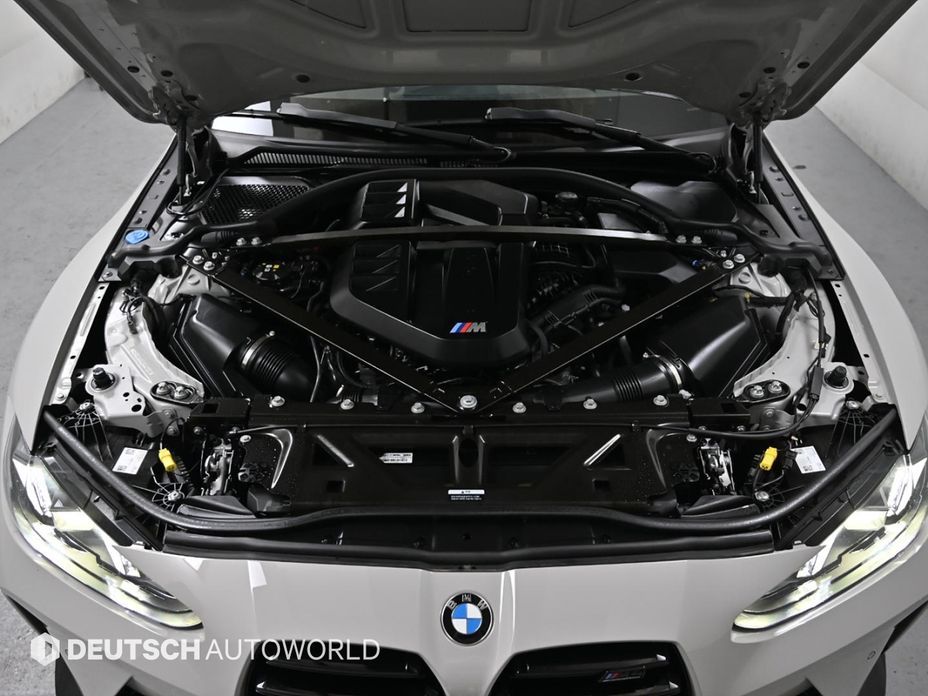 BMW M4 2025