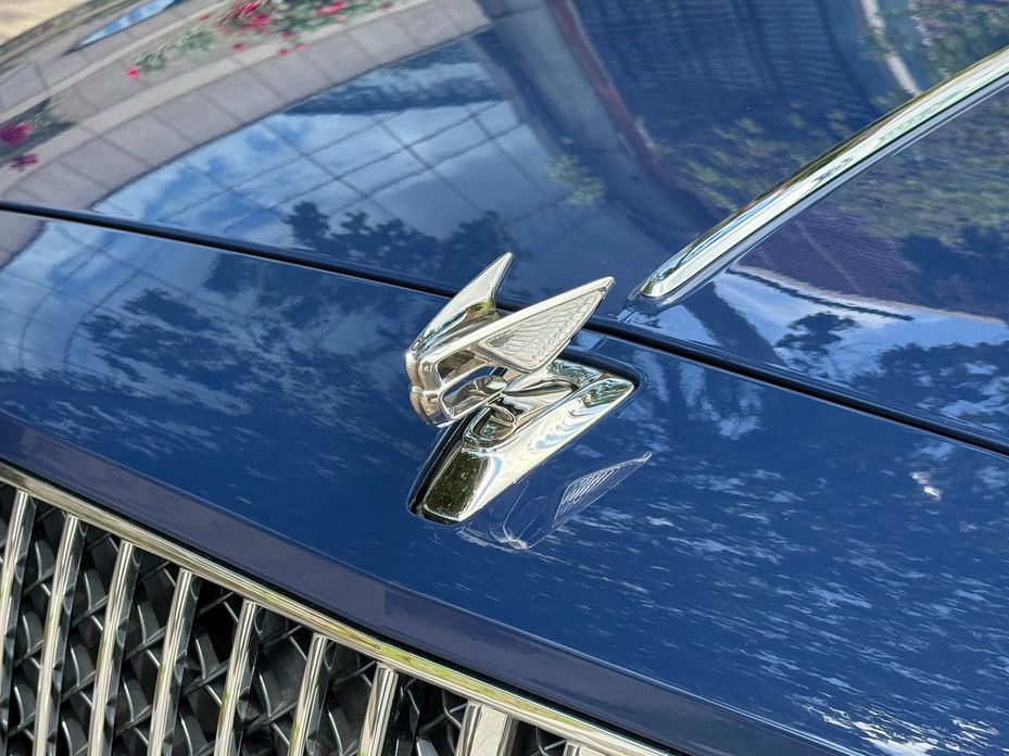 Bentley Flying Spur 2023