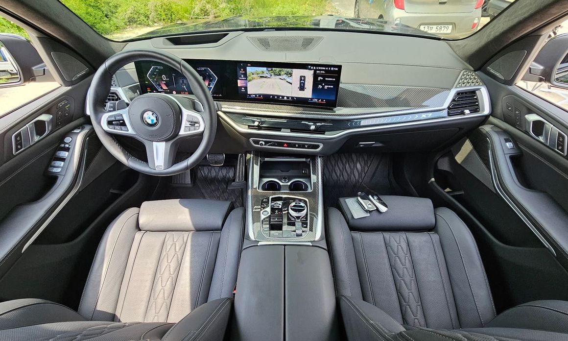 BMW X7 2025