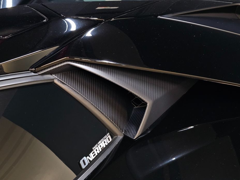 Lamborghini Aventador 2017