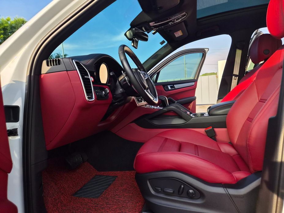 Porsche Cayenne 2022