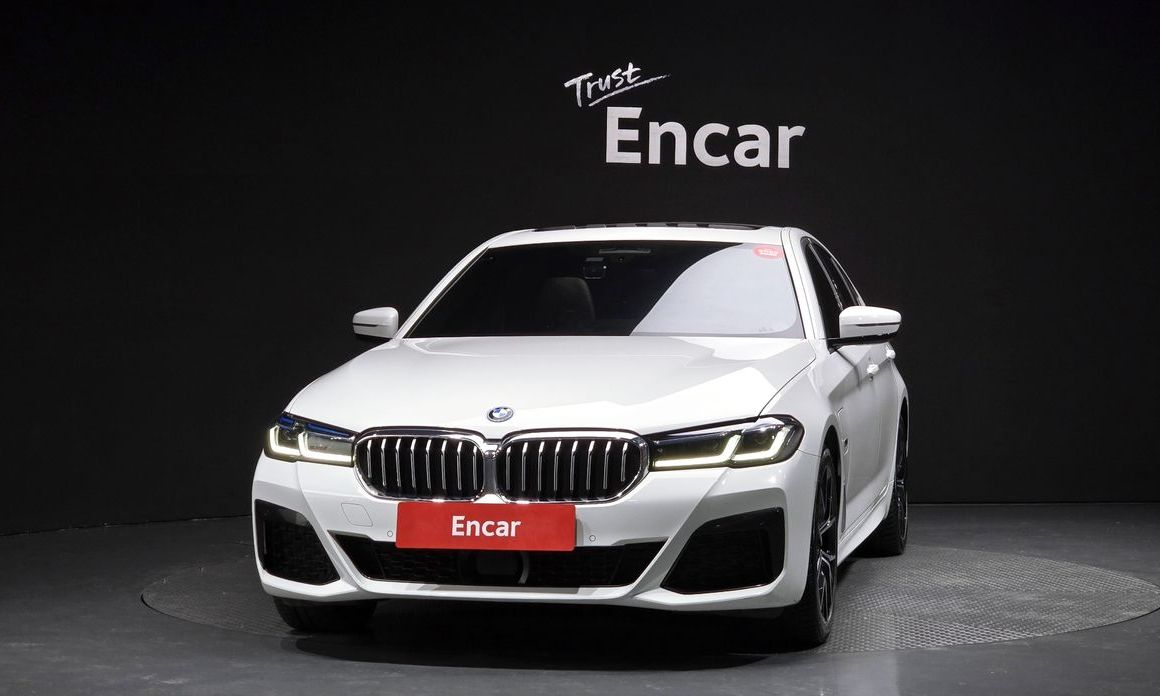 BMW 5-Series 2022