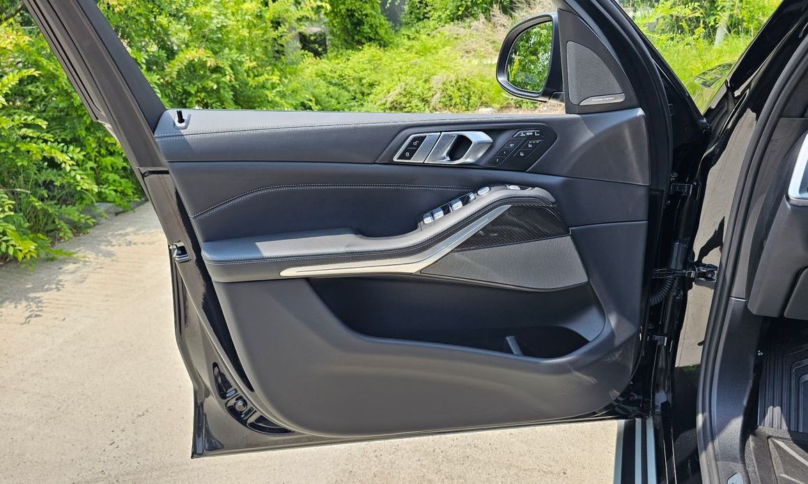 BMW X7 2025