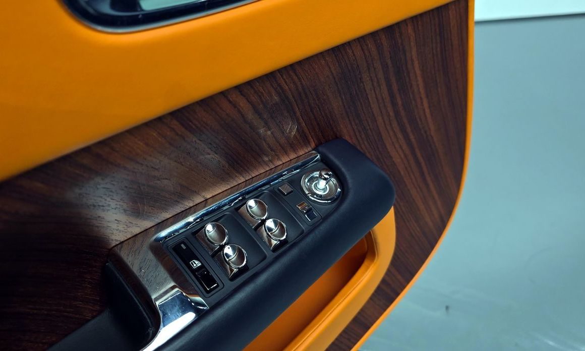 Rolls-Royce Dawn 2017