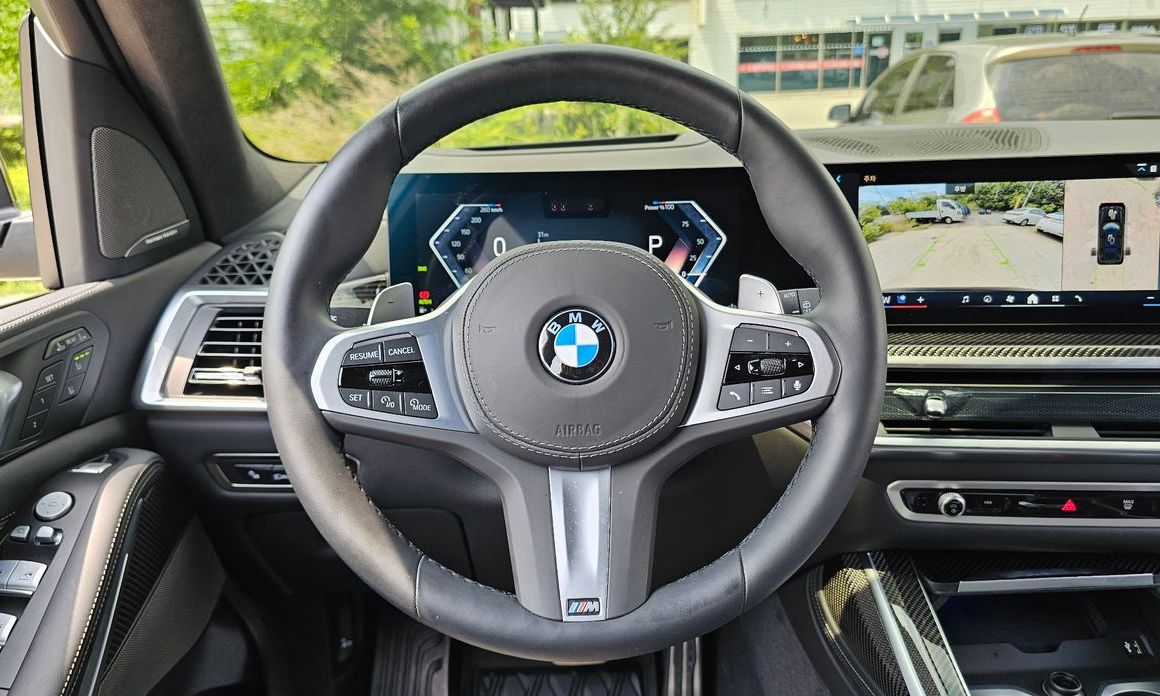 BMW X7 2025
