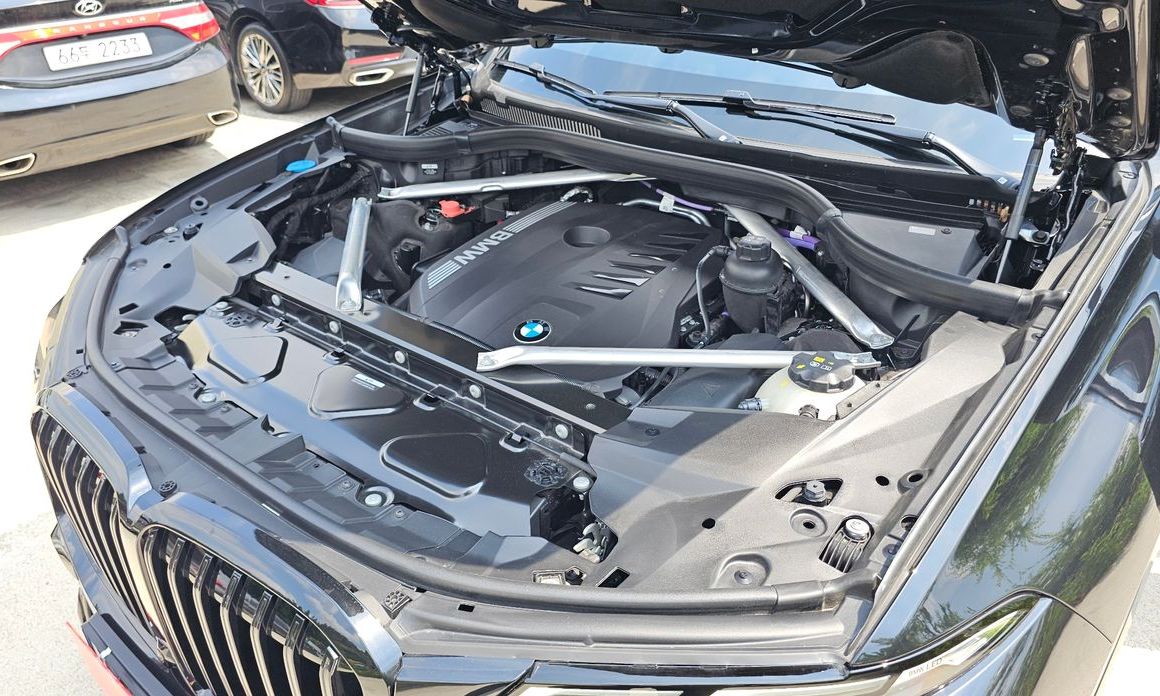 BMW X7 2025