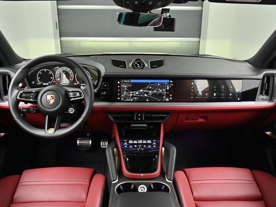 Porsche Cayenne 2025