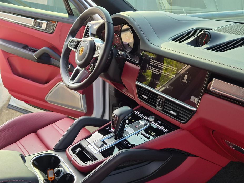 Porsche Cayenne 2022