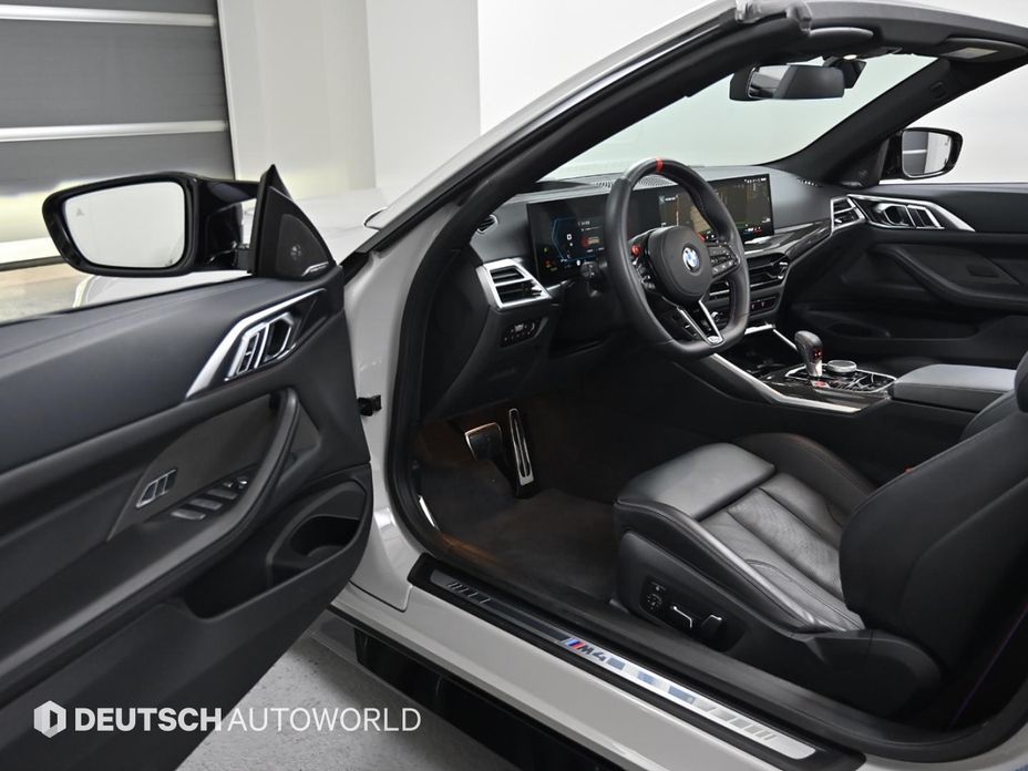 BMW M4 2025