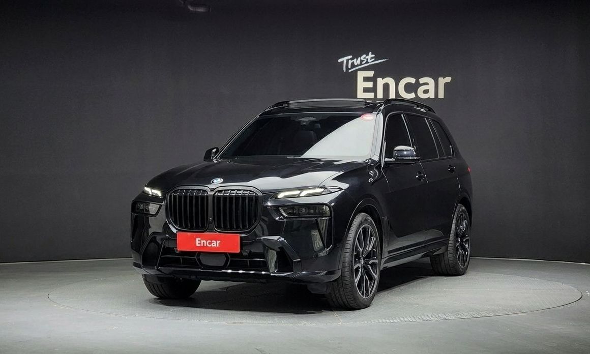 BMW X7 2025