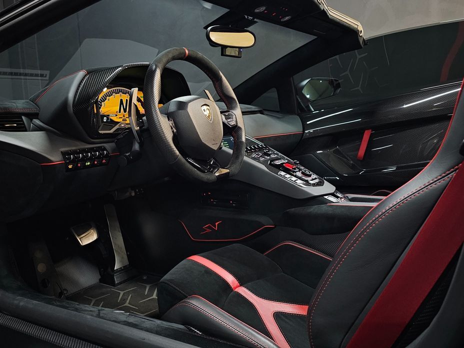 Lamborghini Aventador 2017