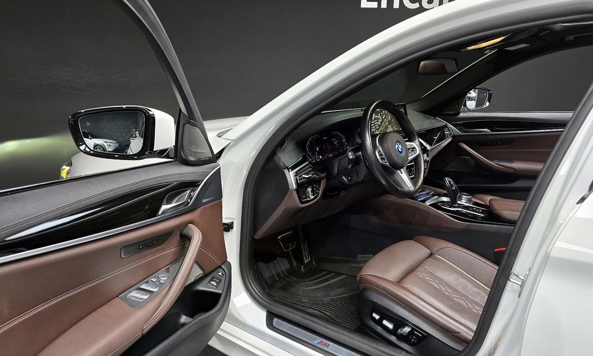 BMW 5-Series 2022