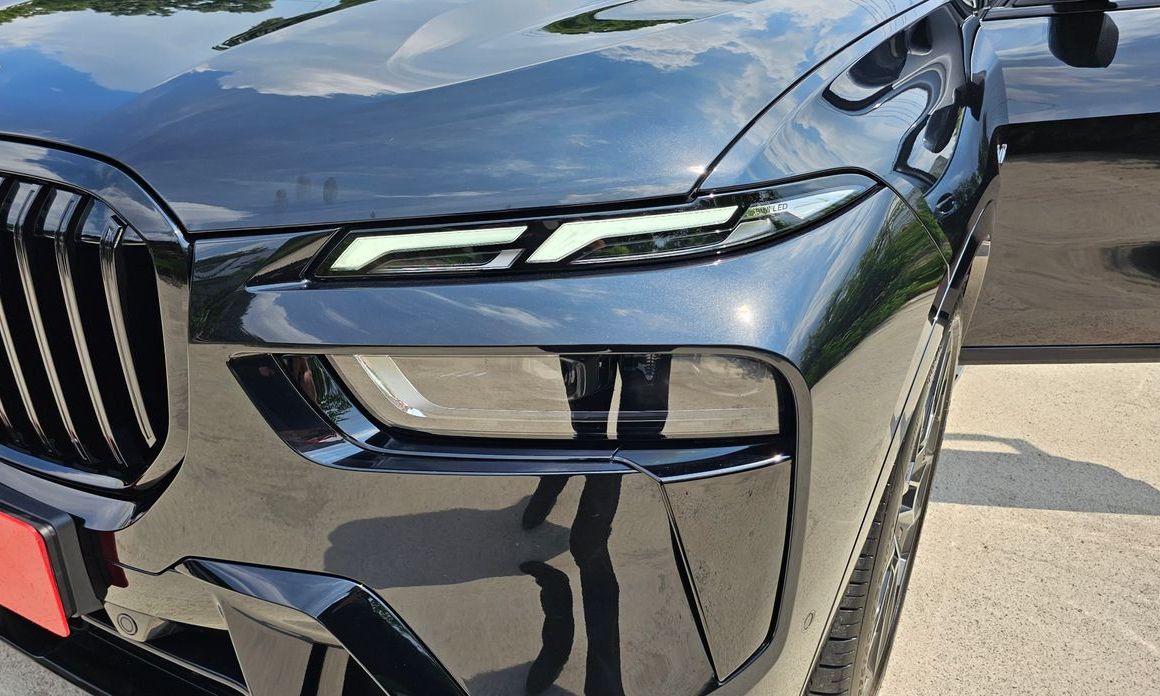 BMW X7 2025