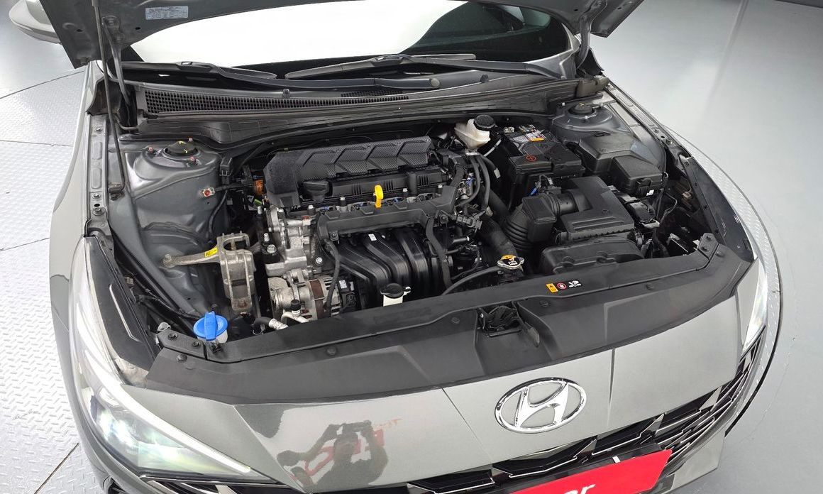 Hyundai AVANTE 2021